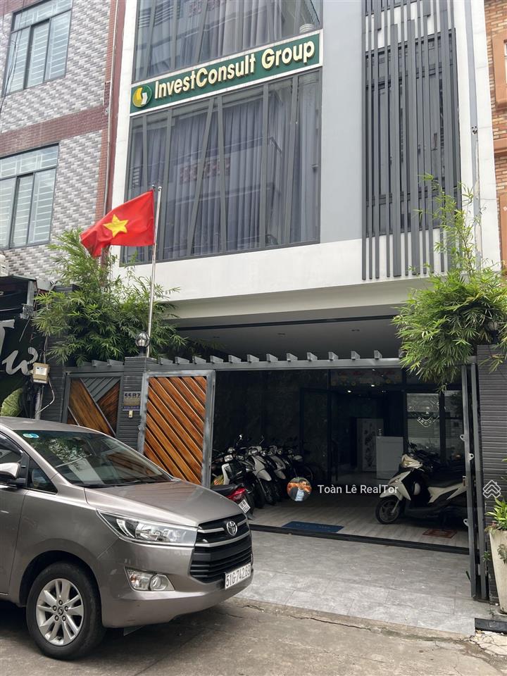 Toà nhà vp cty trần nhật duật q1 dt 6 x 17m 4 tầng xe hơi ngủ trong nhà giá chỉ 37,5 tỷ
