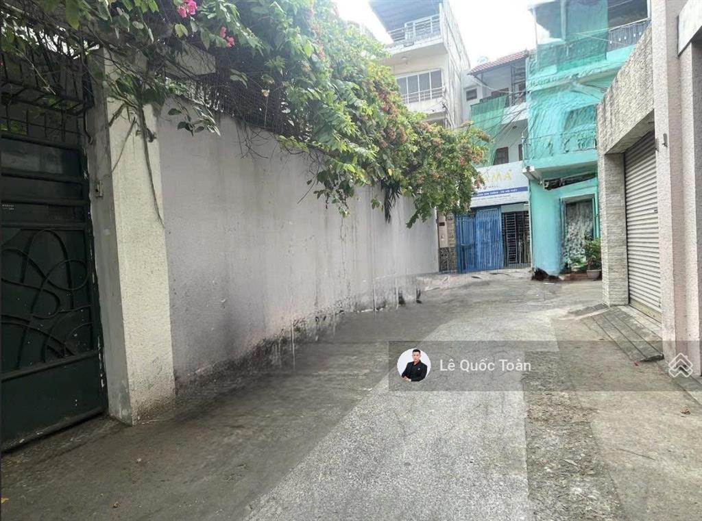 Bán biệt thự (dt 12,5x16,8m) hxh 6m hồ biểu chánh, gần nguyễn văn trỗi pn, 3 tầng, giá chỉ 35 tỷ