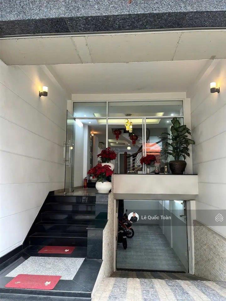 Gấp bán gấp giảm mạnh 2 tỷ! mặt tiền hoa hồng, pn, dt 4x16m, dtsd 300m2, 1 hầm 4 tầng, chỉ 25,2 tỷ