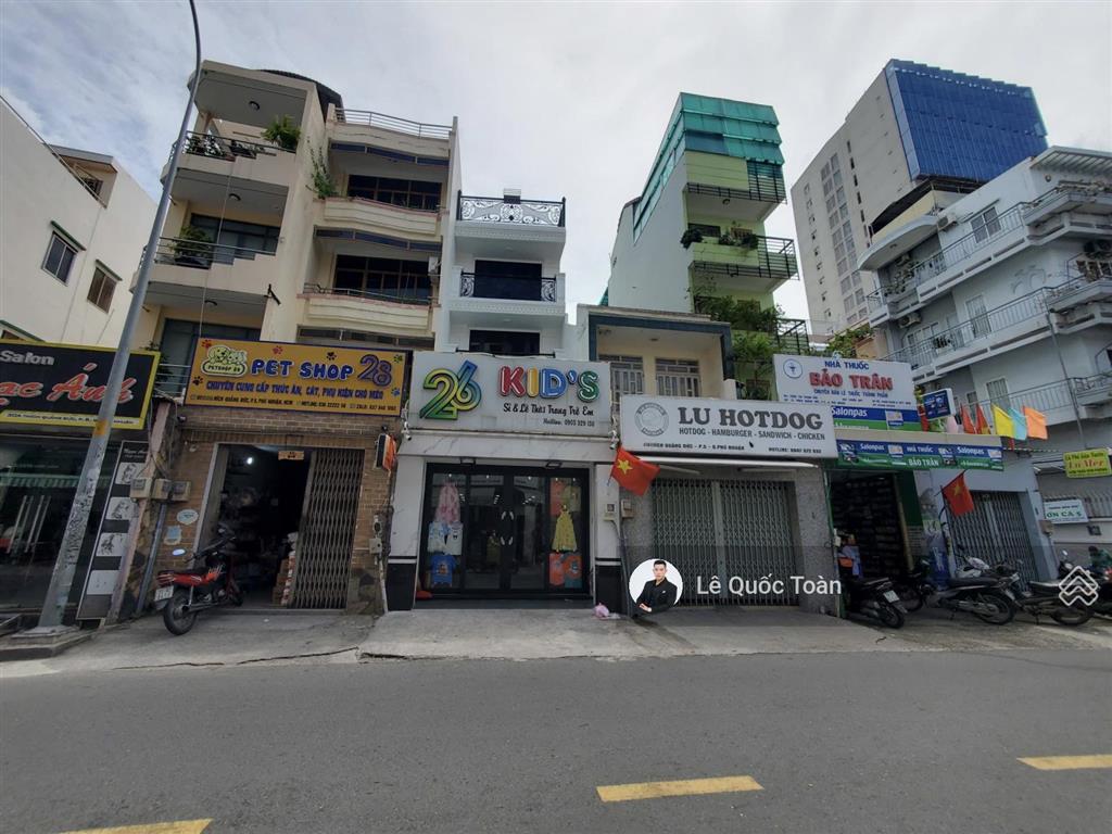 Hàng hiếm, mặt tiền kinh doanh thích quảng đức phú nhuận, dt 4x15.5m, 4 tầng st, giá 14 tỷ 990 tl