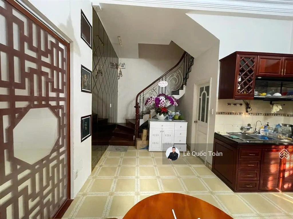 Biệt thự mini! hxh đặng đung, tđ, q1. ngang khủng 7.5m, 3 tầng, hdt 25tr/tháng chỉ 18,5 tỷ tl