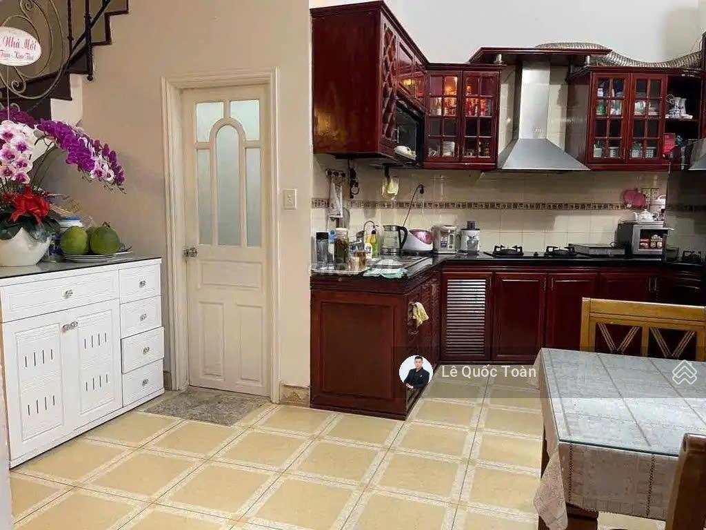 Biệt thự mini! hxh đặng đung, tđ, q1. ngang khủng 7.5m, 3 tầng, hdt 25tr/tháng chỉ 18,5 tỷ tl