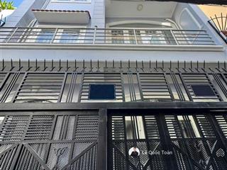 Nhà đẹp  đón tết! ngang khủng 6.5m  54m2, 3 tầng mới  ở ngay hẻm trần quang diệu, q3 chỉ 11 tỷ