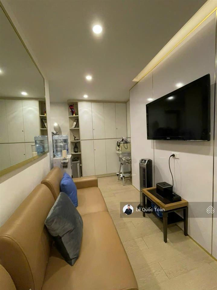 Siêu khủng! ngang khủng tận 10.5m  95.2m2, 5 tầng bề thế hxh nam kỳ khởi nghĩa, q3 chỉ 22,5 tỷ tl