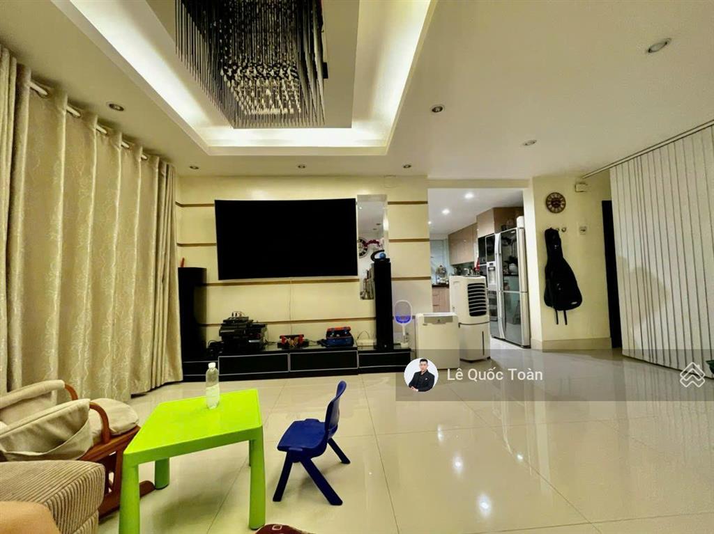 Siêu khủng! ngang khủng tận 10.5m  95.2m2, 5 tầng bề thế hxh nam kỳ khởi nghĩa, q3 chỉ 22,5 tỷ tl