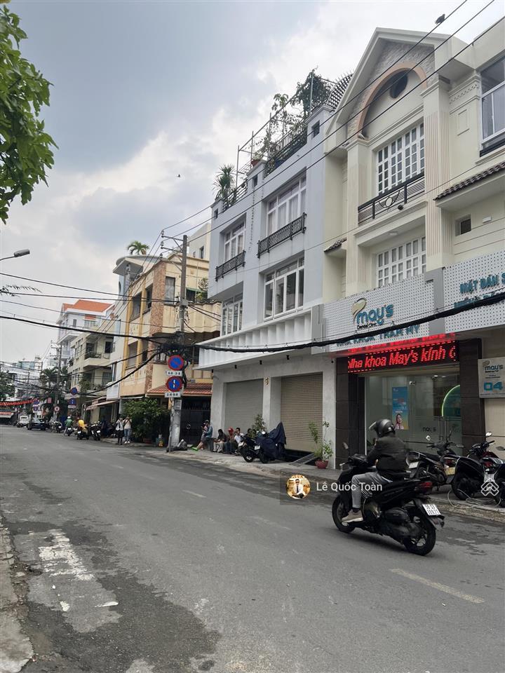 Còn duy nhất 1 căn, hxh siêu đẹp đoàn thị điểm, pn, dt 4x13m 2 tầng ctxd 5 tầng  giá chỉ 12 tỷ