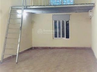 Cho thuê nhà cấp 4 gác xép mặt ngõ 26 tả thanh oai