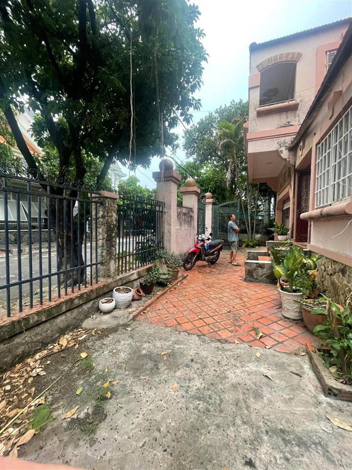 Bán nhà biệt thự nguyễn oanh đường 12m nhà 1 trệt 1 lầu dt 13,6x17 cn 212m2 giá 21 tỷ