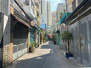 Bán nhà đẹp đường cmt8 quận 10, 4 tầng 50m2 nhỉnh 8 tỷ, hẻm thông thoáng