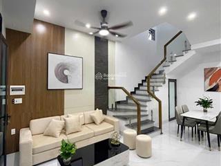 Bán nhà đẹp quận 10 ngay cx bắc hải, tặng full nội thất xịn
