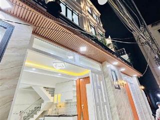 Bán nhà riêng 4,3 tỷ, 28m2, 3pn, 4wc tại trần xuân soạn, tân kiểng, q7, hcm hot!