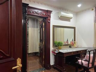 Bán toà nhà khan hiếm 8 tầng mt phan bội châu q.1 ngay chợ bến thành  4x25m hđt 200tr giá 190 tỷ.