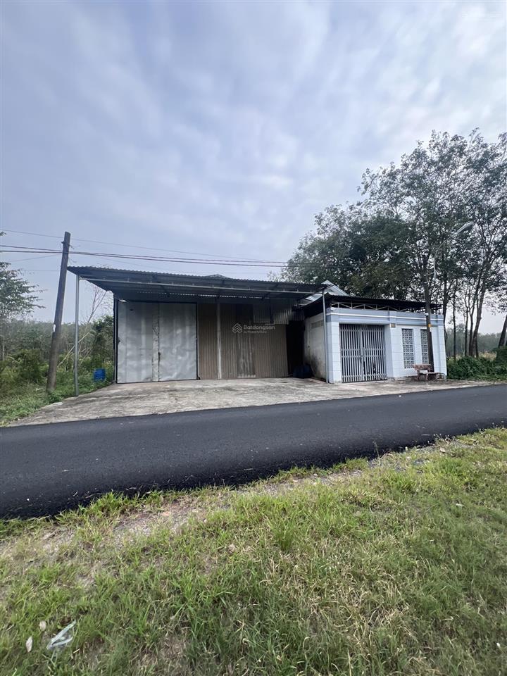 Bán đất tặng kèm nhà cấp 4, kho xưởng xây full đất