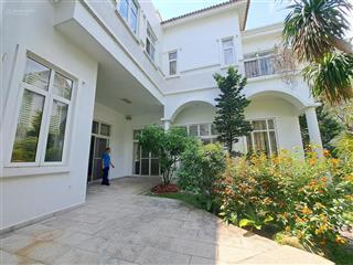 Cho thuê biệt thự căn góc đầy đủ nội thất 60 triệu  đường trần não