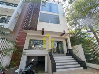 Cho thuê villa 500m2 khu bát nàn giá 60 triệu .