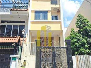 Nhà phố đường trần não hầm 3 lầu 6 phòng giá 29 triệu