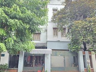 Bán biệt thự giá rẻ. hơn 100tr/m2 sát phố lê quang đạo. 170m2, mt 9.2m