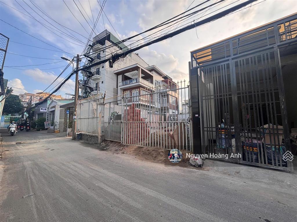Đất mtkd ngay ga metro gpxd 6 tầng thông xe hơi ra tây hòa, bắc rạch chiếc 7,5 tỷ, 77 m2