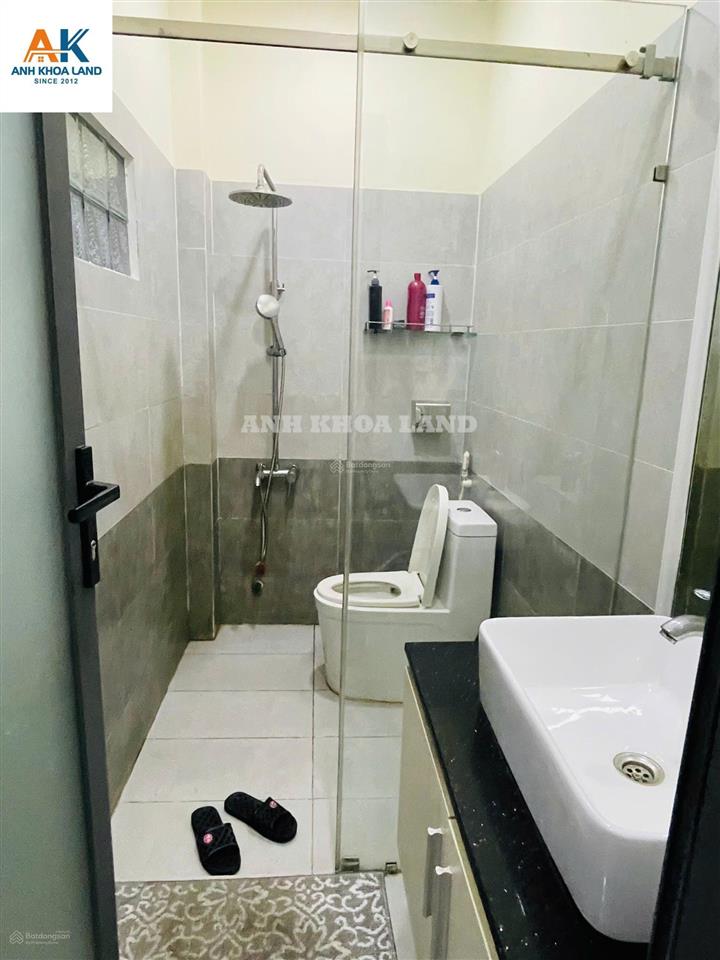 Nhà đẹp 4 tầng sách vali vào ở ngay đường số 5, linh chiểu, thủ đức, 8,8 tỷ, 58m2, 4pn, 4wc, đẹp!