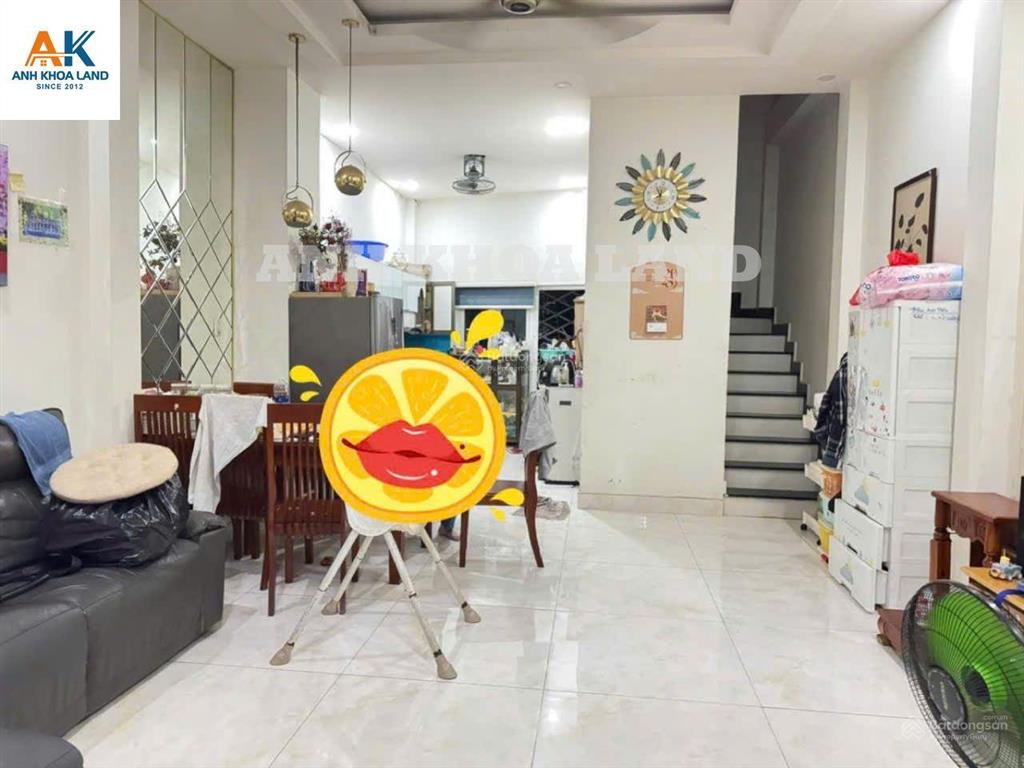 Nhà 3 tầng hxh ngay ngã tư thủ đức 3pn, 3wc, 50m2, giá tốt tại đường 904, hiệp phú, quận 9, hcm