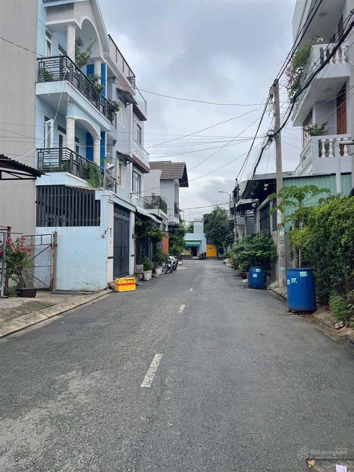 01 sót căn nhà cấp 4 ngang 5, đường dương đình hội, hẻm xe tải né tăng, phường phước long b tp hcm