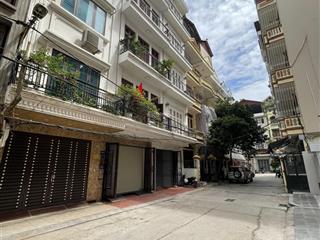 Hiếm! 14 tỷ hơn, bán nhà hoàng quốc việt, cầu giấy 52m2 2 mặt tiền phân lô vỉa hè ô tô tránh