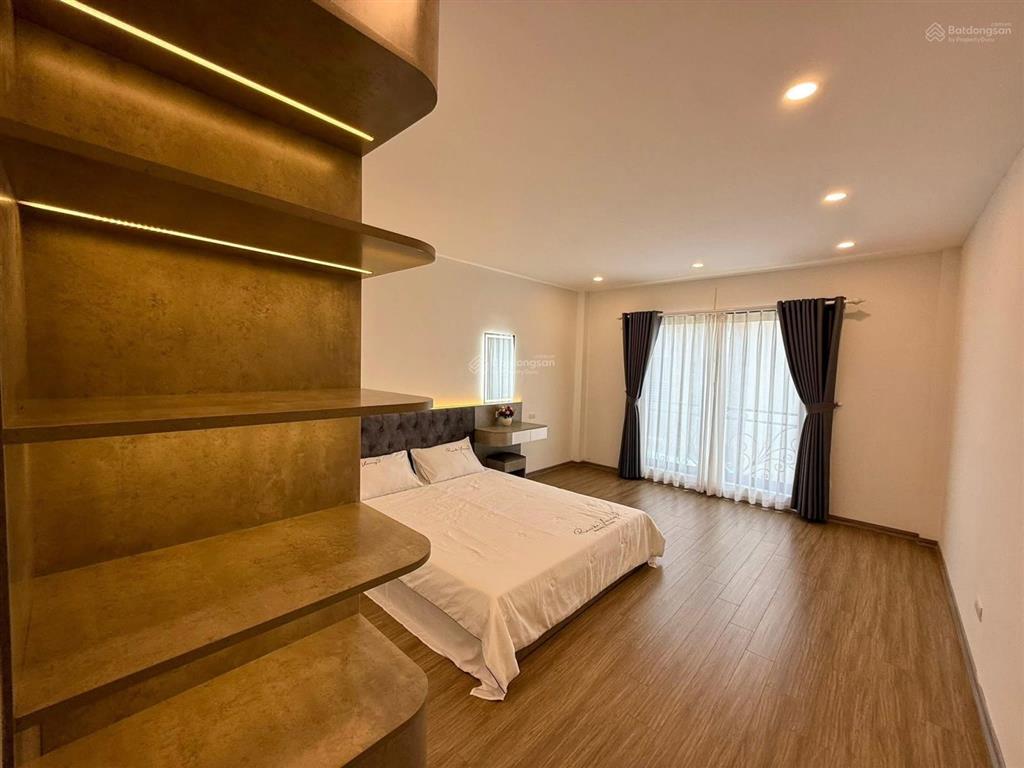 Siêu hiếm! 11 tỷ hơn, bán nhà phú xá, phú thượng, tây hồ  46m2  7 tầng  thang máy  gara ô tô