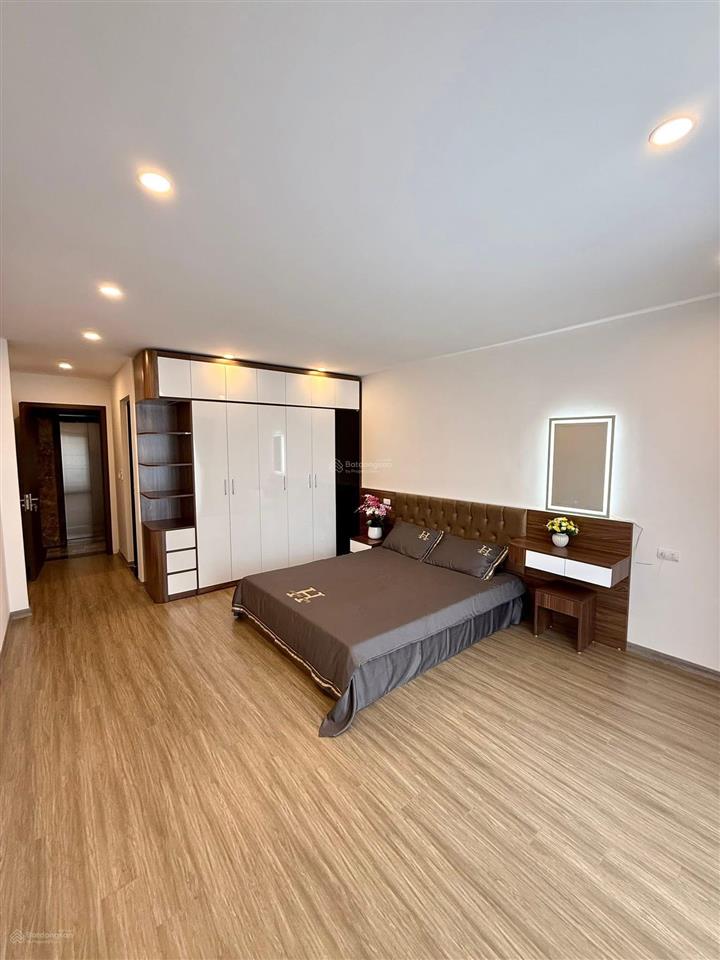 Siêu hiếm! 11 tỷ hơn, bán nhà phú xá, phú thượng, tây hồ  46m2  7 tầng  thang máy  gara ô tô