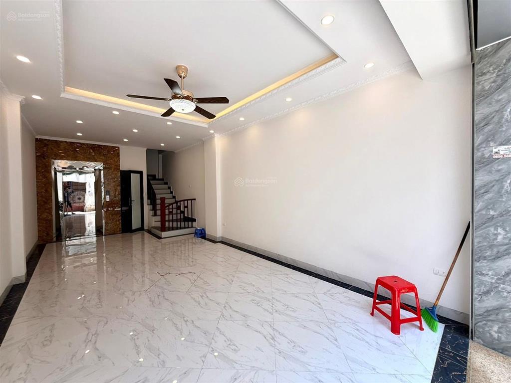 Siêu hiếm! 11 tỷ hơn, bán nhà phú xá, phú thượng, tây hồ  46m2  7 tầng  thang máy  gara ô tô