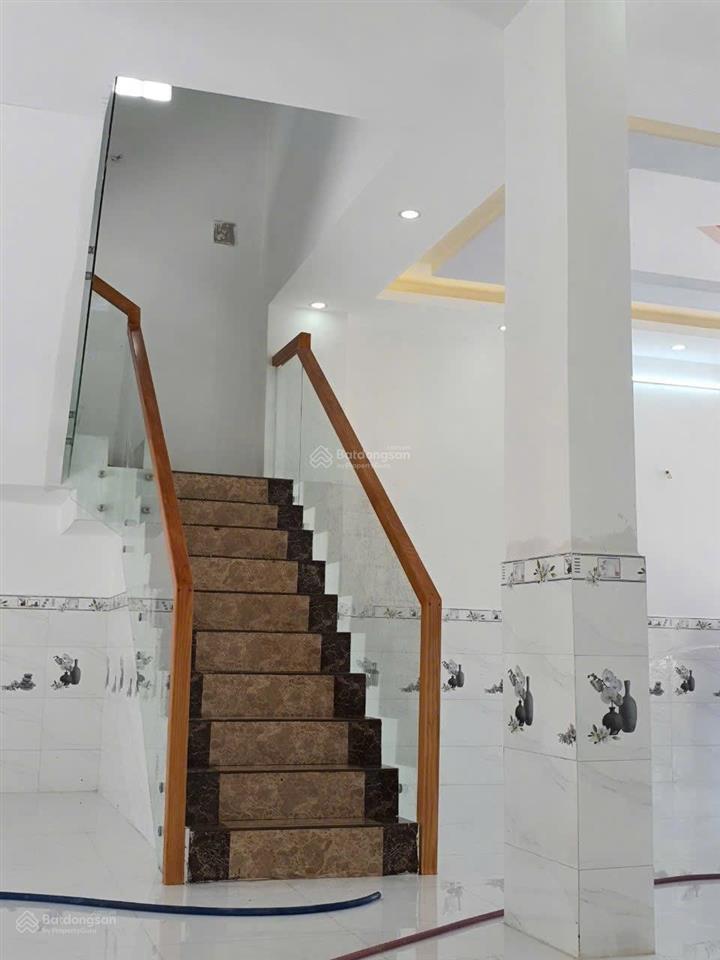 Nhà shr 8*19,5m 4pn hẻm thông 5m ô tô 2/ ngắn lê thị ngay vĩnh lộc a