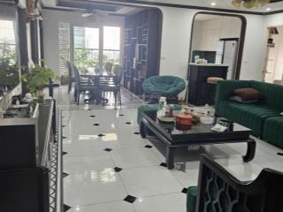 Bán ch 119m2, 3n2vs, full nội thất đẹp, ban công đn  giá 9,8 tỷ tại golden palm 21 lê văn lương !