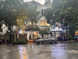 Bán biệt thự lô góc kdt nghĩa đô 365m 185 tỷ 0904 644 ***