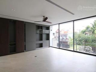 Bán biệt thự hiện đại + nội thất ý! biệt thự nguyễn thông, p9, q3  95m2(8.3x12m) 4 tầng+tm 30 tỷ