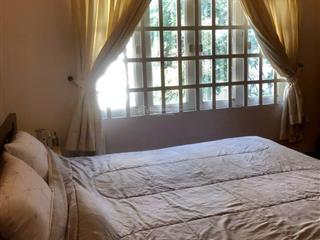 Cần tiền bán tòa nhà chdv phan đăng lưu, pn. dt 140m2(8,7x17m) 5 tầng, st+ tm. hđt 85tr  23,5tỷ