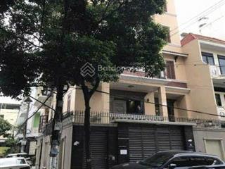 Giá rẻ hiếm có! mặt tiền góc nguyễn trung trực, p12, q10. dt 120m2(6x20m) 3 tầng, st. chỉ 23 tỷ