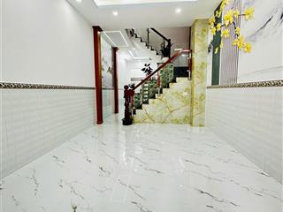 Nhà đẹp 3 tầng ngay chợ bình thành & kdc vĩnh lộc  hẻm xe tải 64m2(4x16)  sổ nở hậu. chỉ 5 tỷ xíu