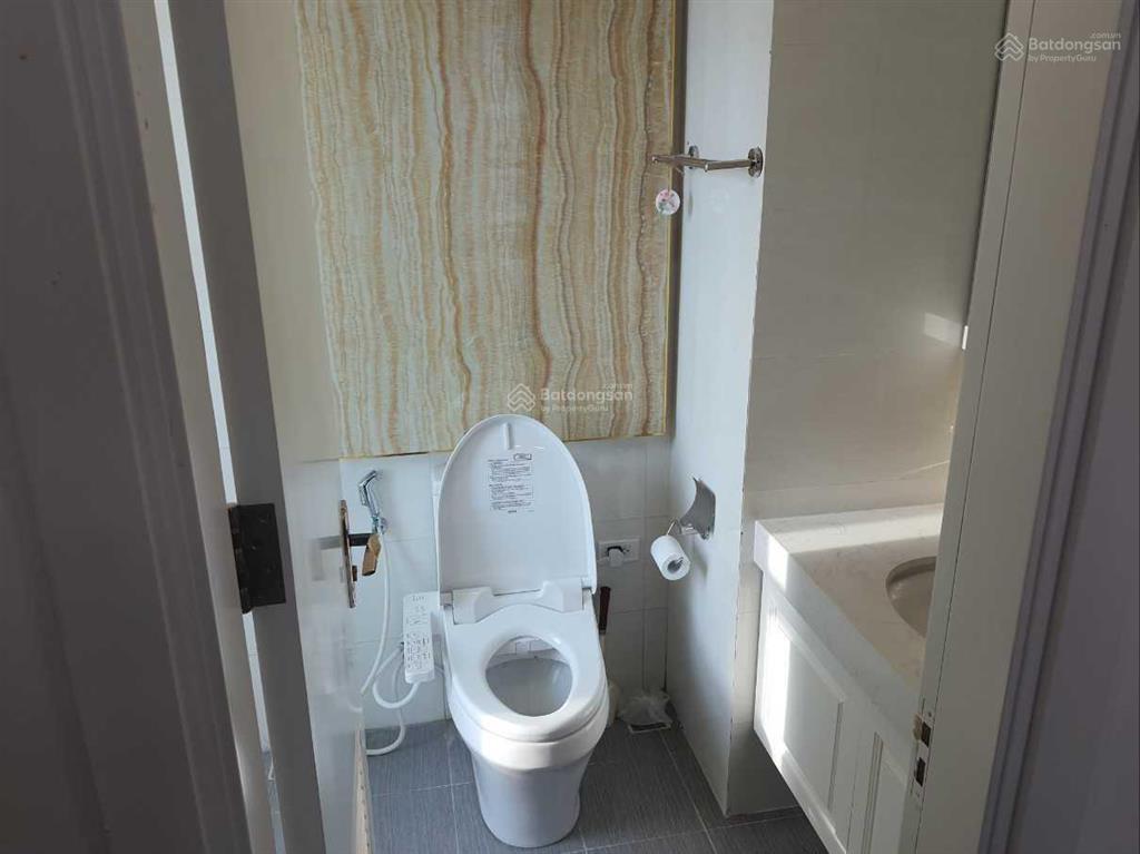 Cho thuê căn hộ chung cư 3pn tại goldmark city  hồ tùng mậu, full nội thất giá 15tr  vào luôn