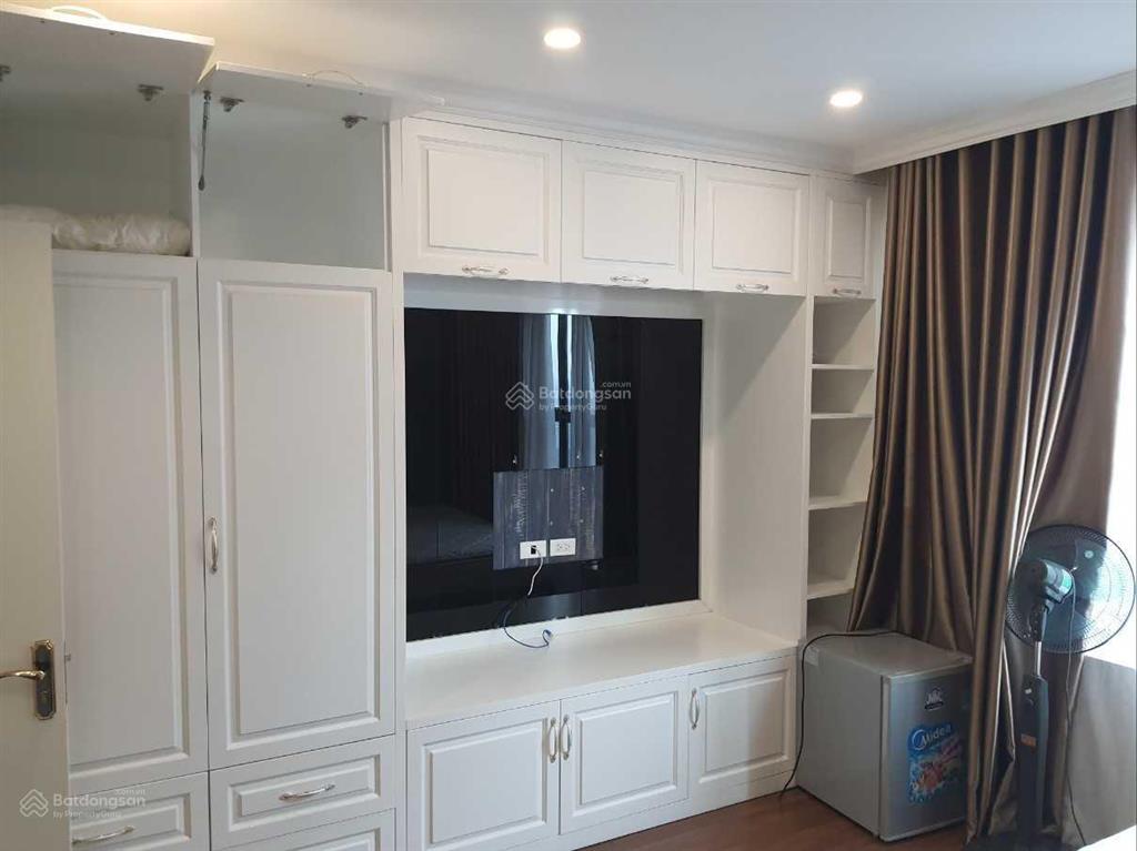 Cho thuê căn hộ chung cư 3pn tại goldmark city  hồ tùng mậu, full nội thất giá 15tr  vào luôn