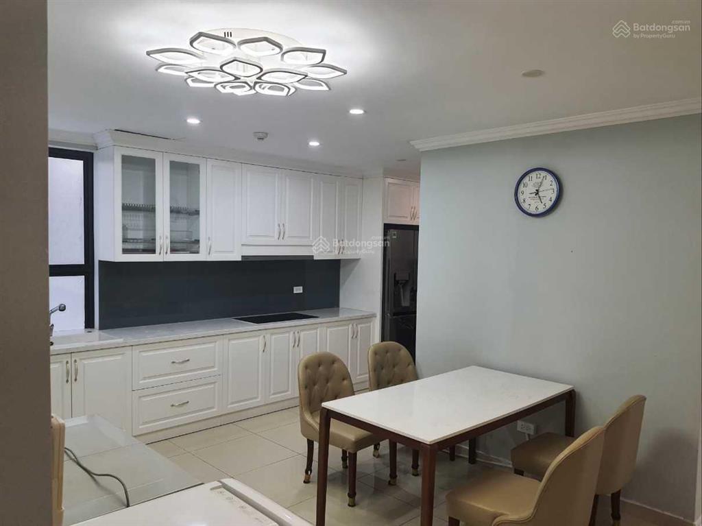 Cho thuê căn hộ chung cư 3pn tại goldmark city  hồ tùng mậu, full nội thất giá 15tr  vào luôn