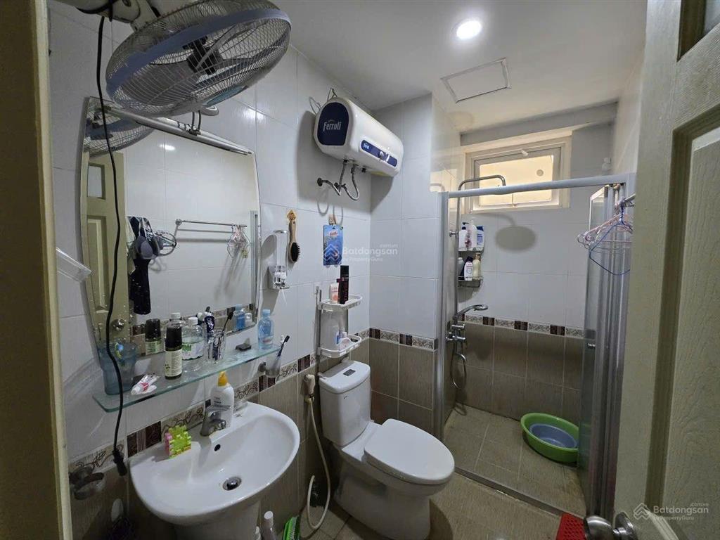 Cho thuê căn hộ hưng phát  lê văn lương  2pn, 2wc  86m²