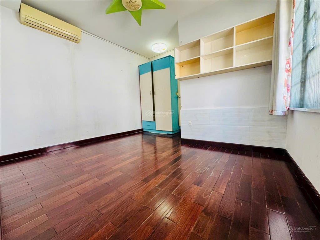 Q1, hẻm trần đình xu 3 tầng 3,980 tỷ