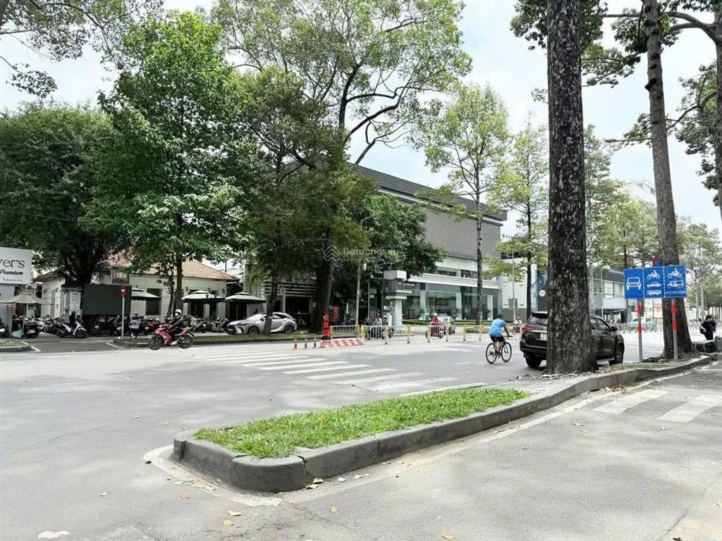 Quận 1 hxh nguyễn cảnh chân 8.6 tỷ 39m2 3 tầng nở hậu 3.65x12m đối diện công an hcm