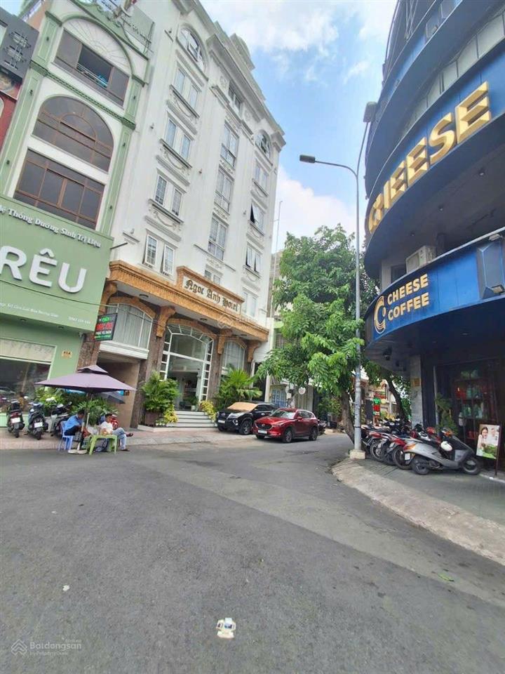 Mặt tiền vip đường hoa 50m2 hầm 4 tầng chỉ 18 tỉ thương lượng