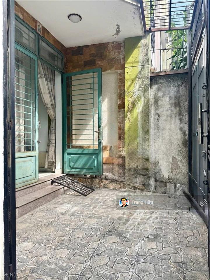 Phú nhuận  53m2  4 tầng đúc  vị trí tuyệt đẹp  3 bước chân qua quận 1  4 tầng giá tốt