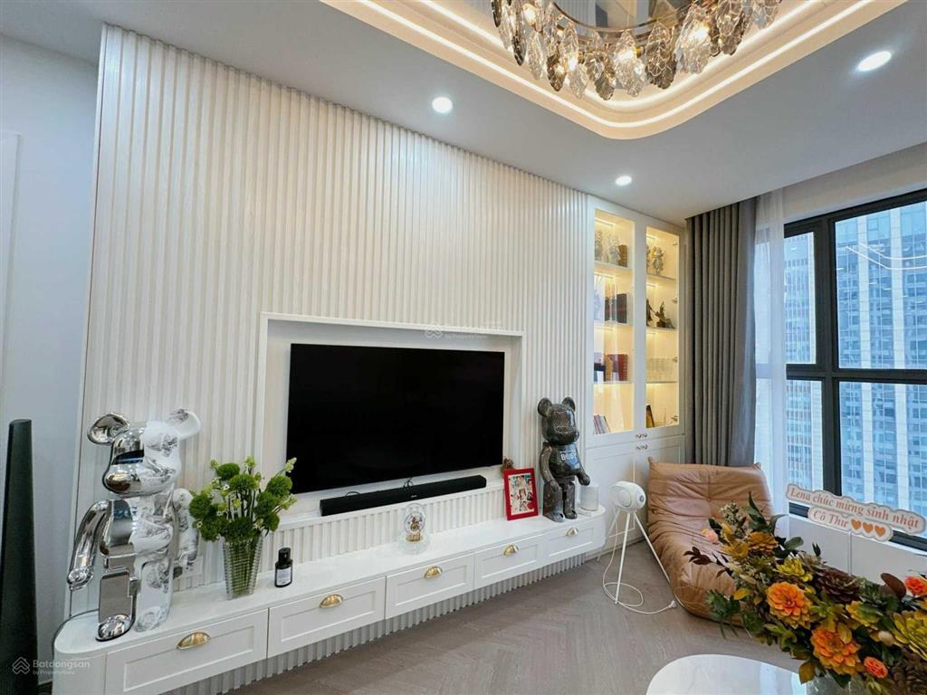 Chính chủ bán căn 3pn tầng 10 dt 141m2 dự án vimeco ct4 nguyễn chánh,  0348 373 ***