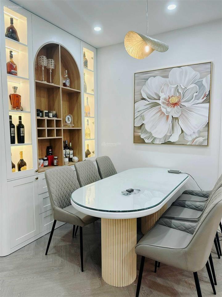 Chính chủ bán căn 3pn tầng 10 dt 141m2 dự án vimeco ct4 nguyễn chánh,  0348 373 ***