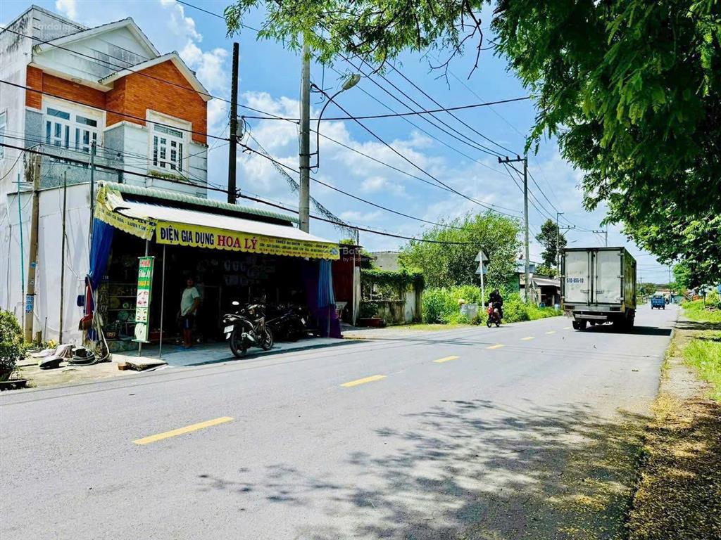 Bán gấp trong tuần! mt nhựa trần văn chẩm 147m2 thổ cư  sổ hồng riêng  kdc đông đúc hiện hữu