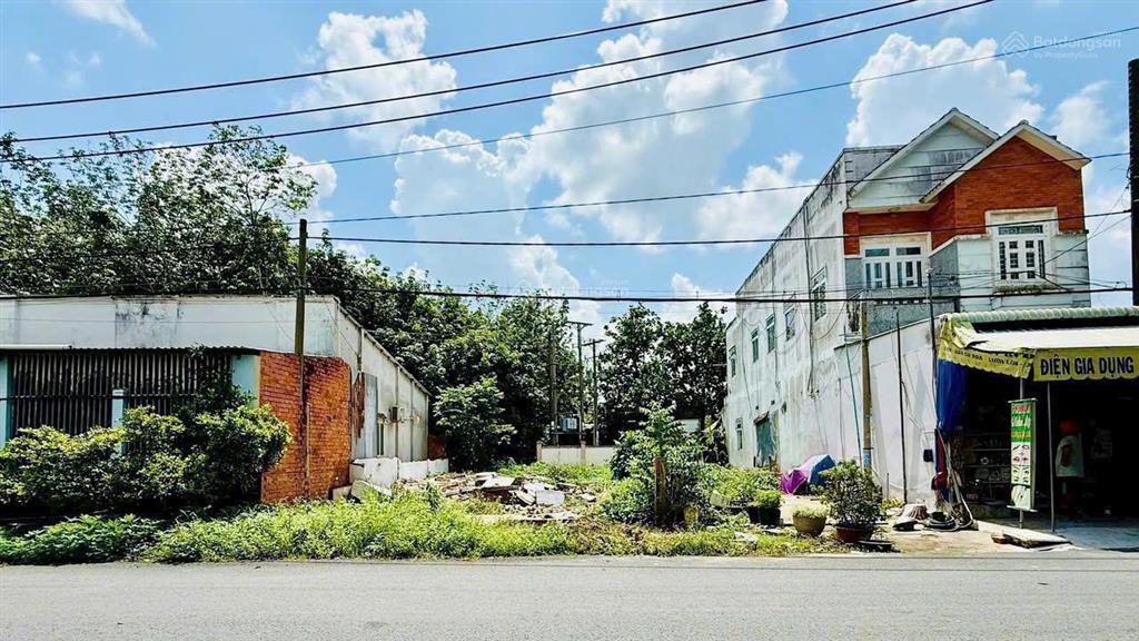 Bán gấp trong tuần! mt nhựa trần văn chẩm 147m2 thổ cư  sổ hồng riêng  kdc đông đúc hiện hữu