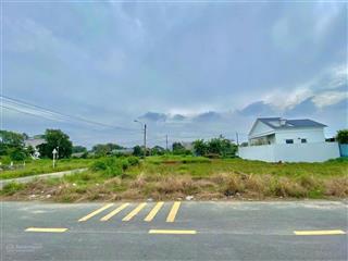 Cần bán lô đất hiếm 2mt đường nhựa 210m2 full thổ  sổ hồng riêng  xung quanh khu dân cư hiện hữu