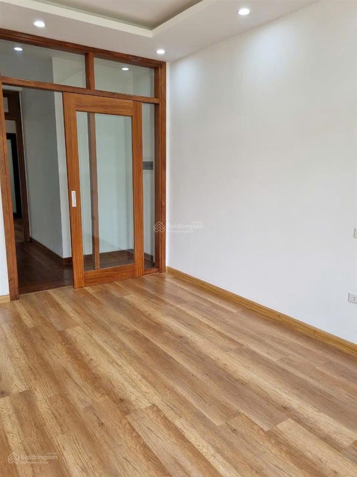 Bán liền kề 80m2 (a43 ô29) hoàn thiện đẹp khu a geleximco. đang cho thuê 250tr/năm.  0913 798 ***